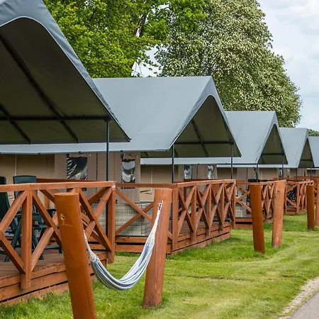 Comfortable Glamping Tent With Wifi In Limburg Gulpen